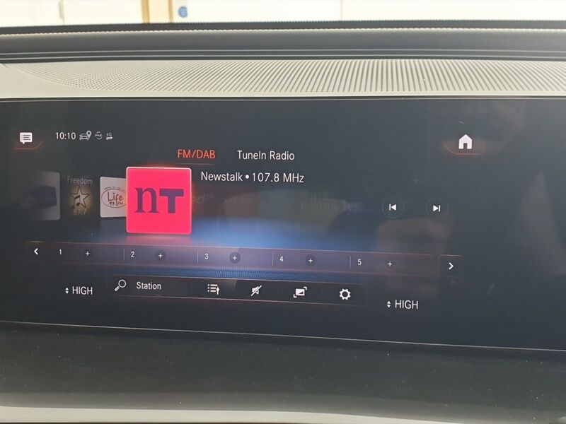 More views of Mercedes-Benz EQC