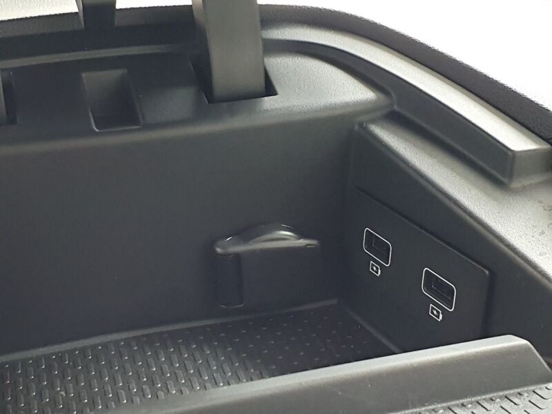 More views of Renault Kangoo