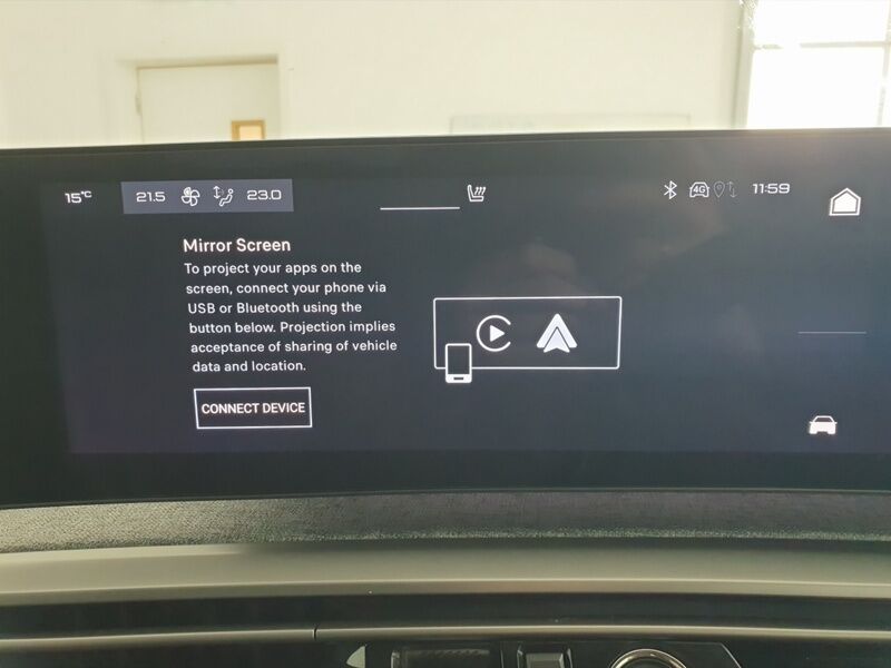 More views of Peugeot 3008