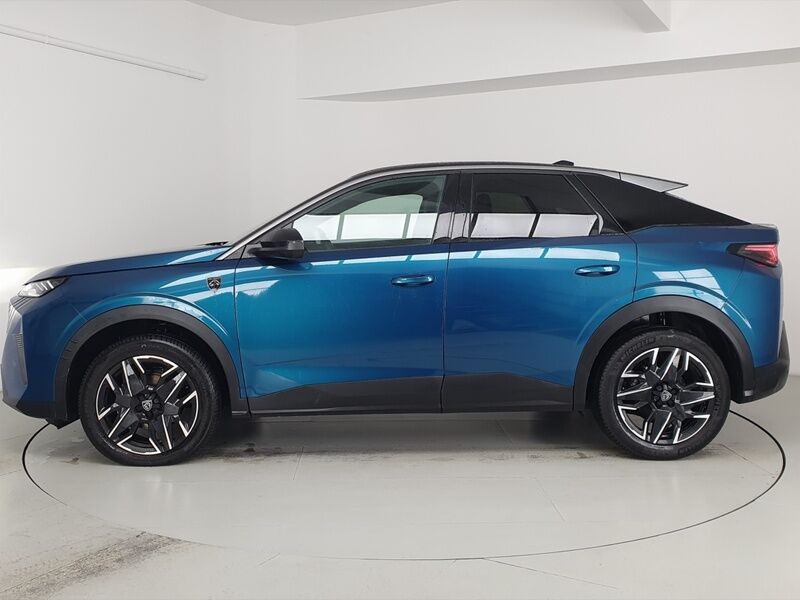 More views of Peugeot 3008