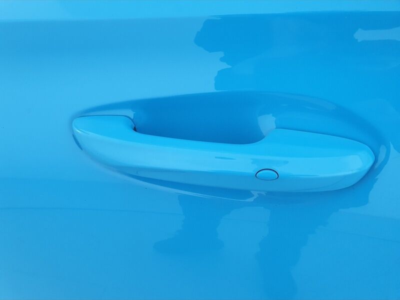 More views of MG MG4