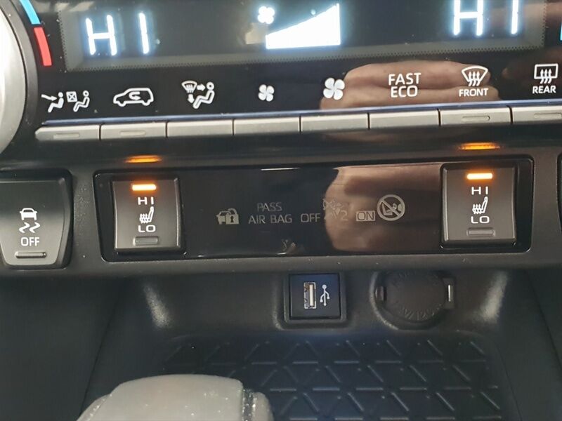 More views of Toyota RAV4