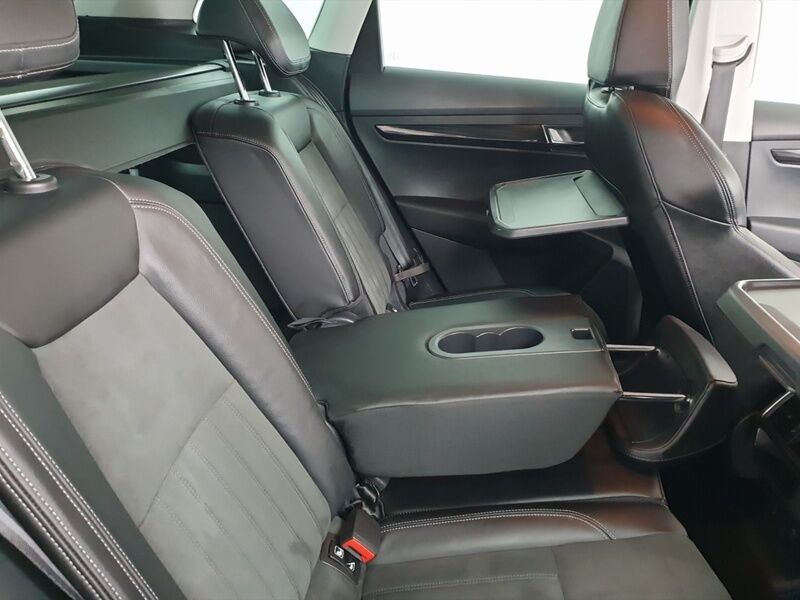 More views of Skoda Karoq