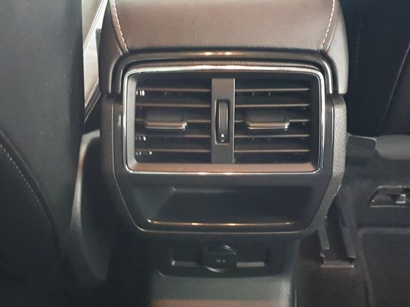 More views of Skoda Karoq