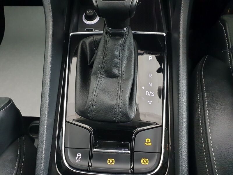 More views of Skoda Karoq