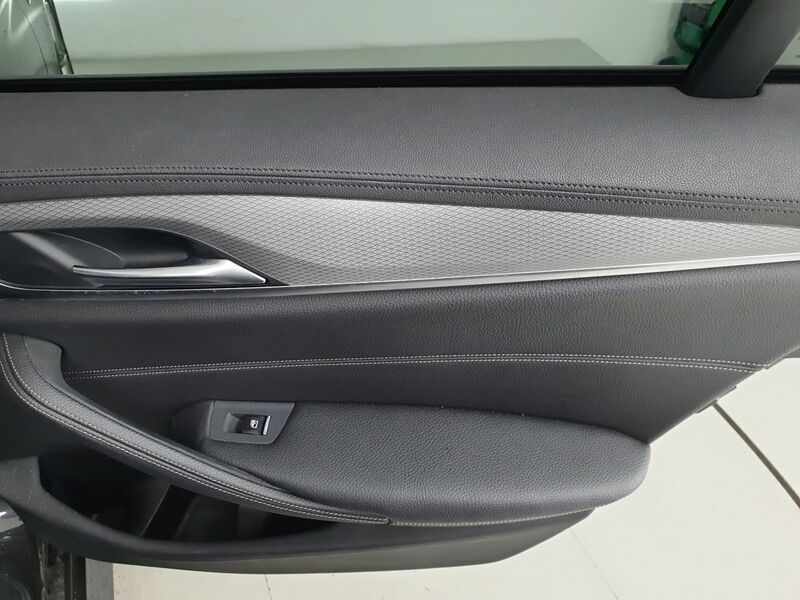 More views of BMW 5-Series