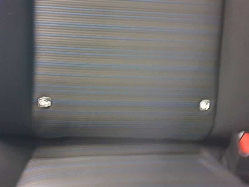 More views of Nissan Leaf