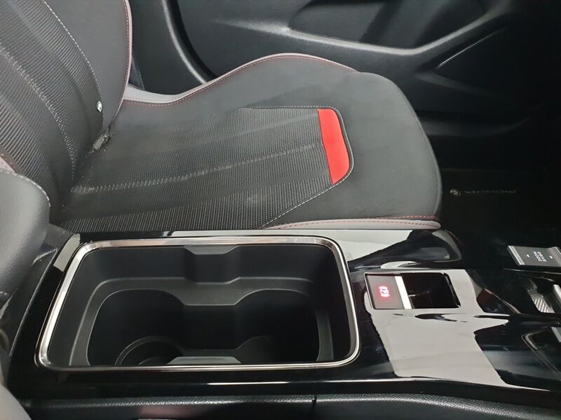 More views of Opel Mokka