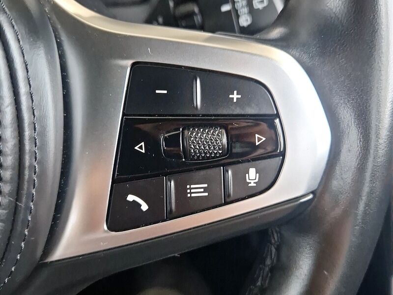 More views of BMW 1-Series