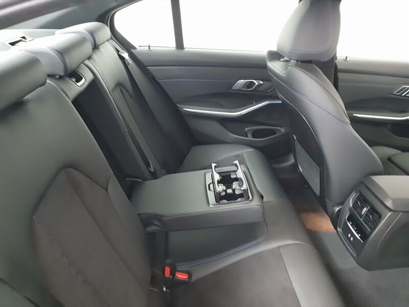 More views of BMW 3-Series