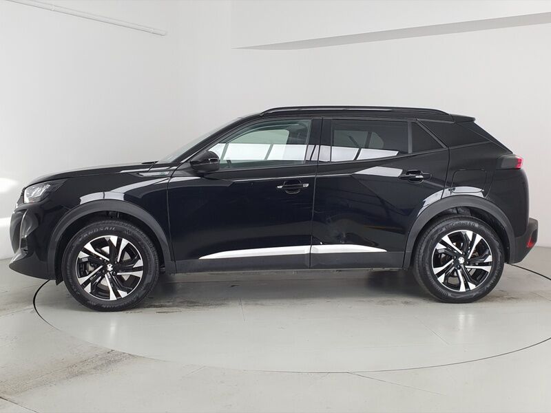 More views of Peugeot 2008