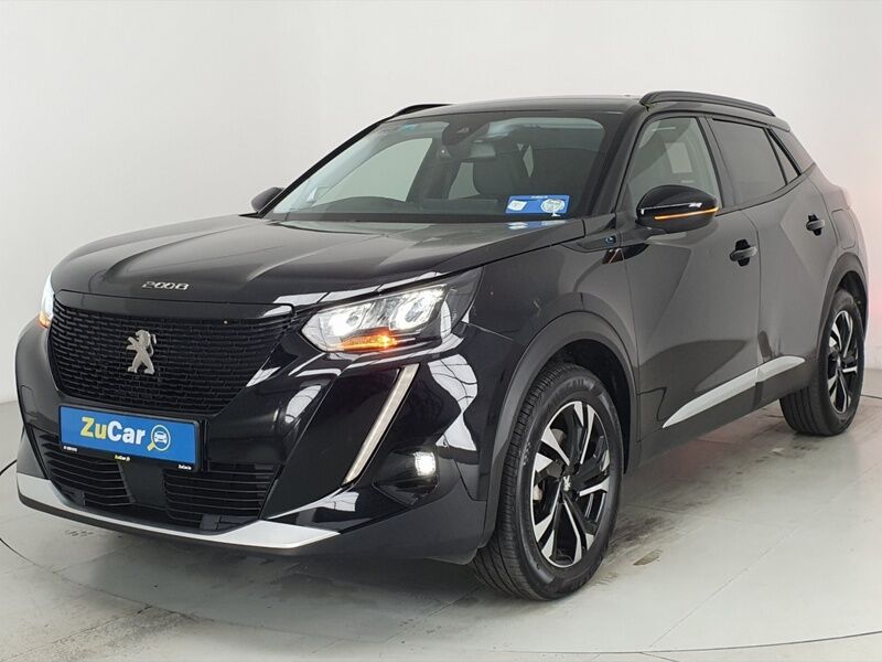 More views of Peugeot 2008