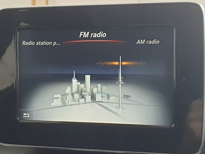 More views of Mercedes-Benz GLA