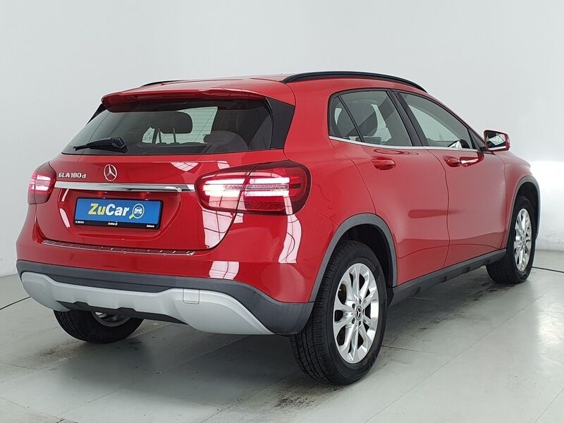 More views of Mercedes-Benz GLA