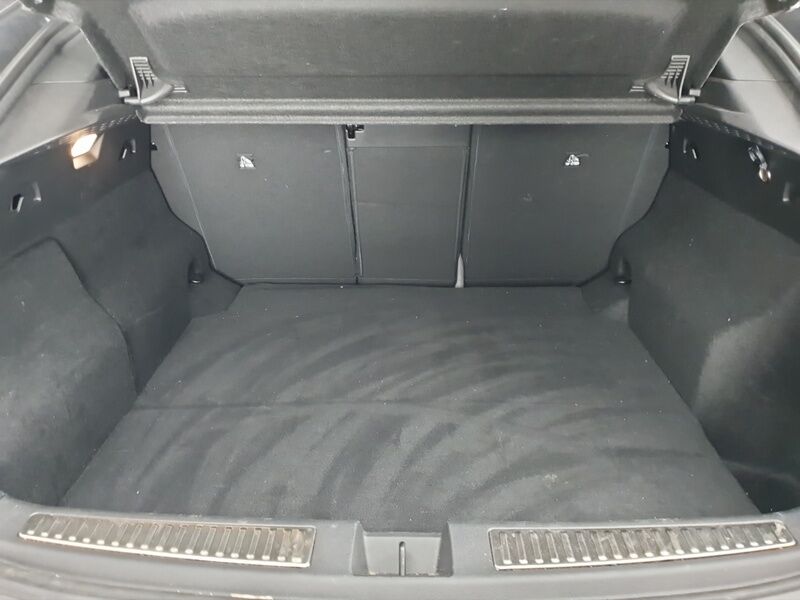 More views of Renault Rafale