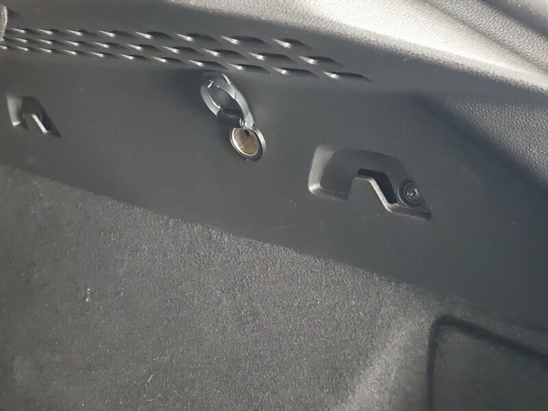 More views of Renault Rafale