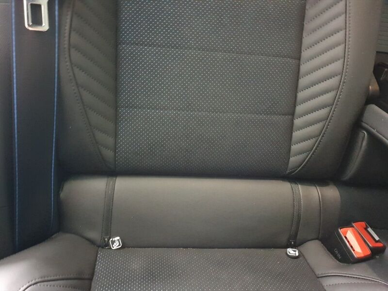 More views of Renault Rafale