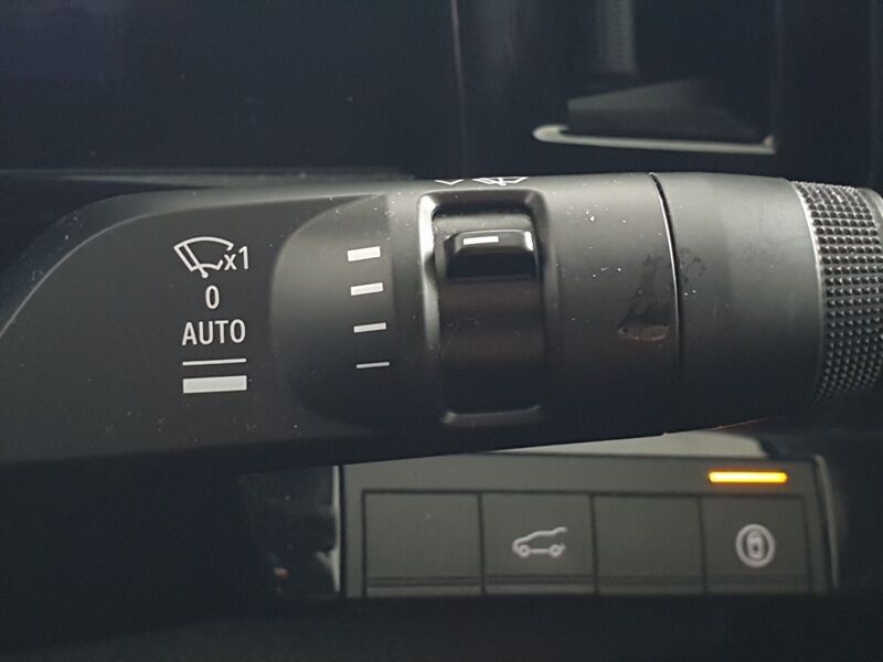 More views of Renault Rafale