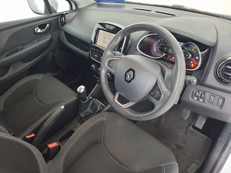 More views of Renault Clio