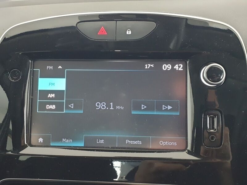 More views of Renault Clio