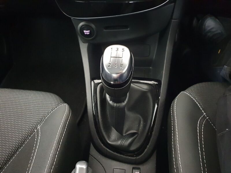 More views of Renault Clio