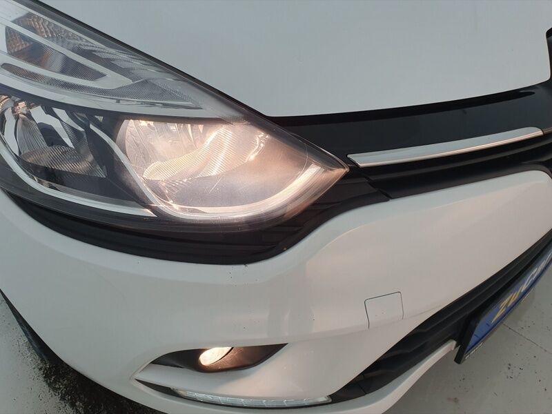 More views of Renault Clio