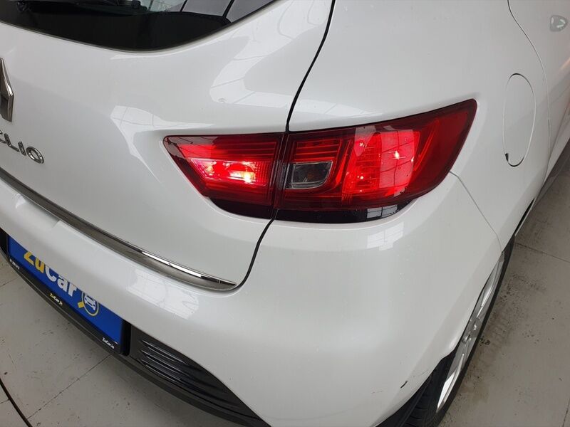 More views of Renault Clio