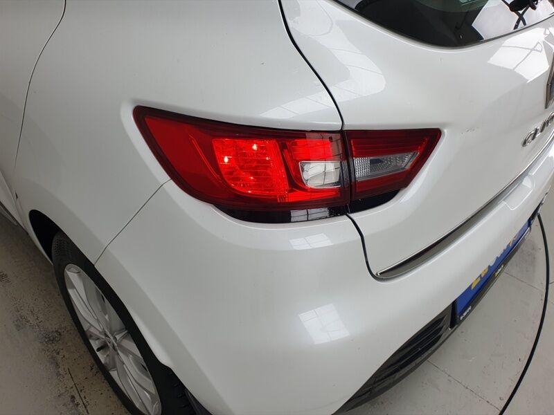 More views of Renault Clio