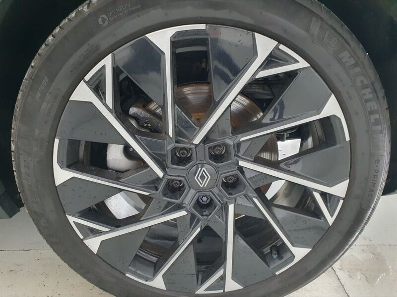 More views of Renault Scenic