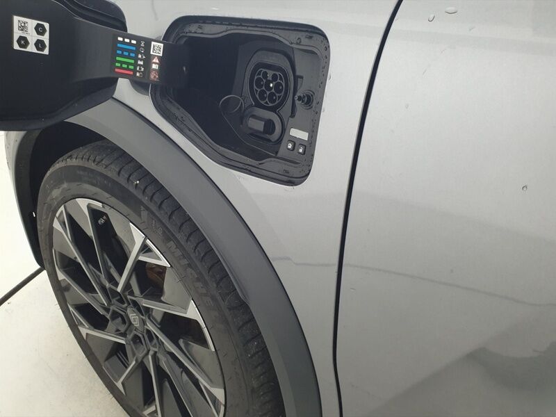 More views of Renault Scenic