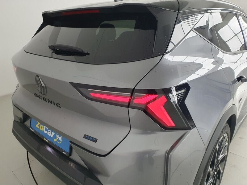 More views of Renault Scenic