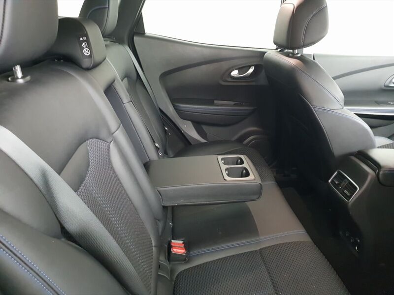 More views of Renault Kadjar