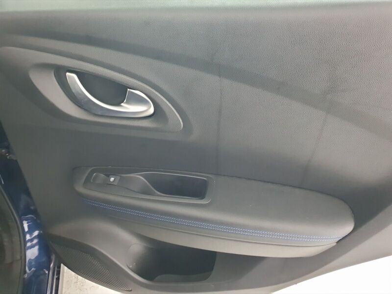 More views of Renault Kadjar