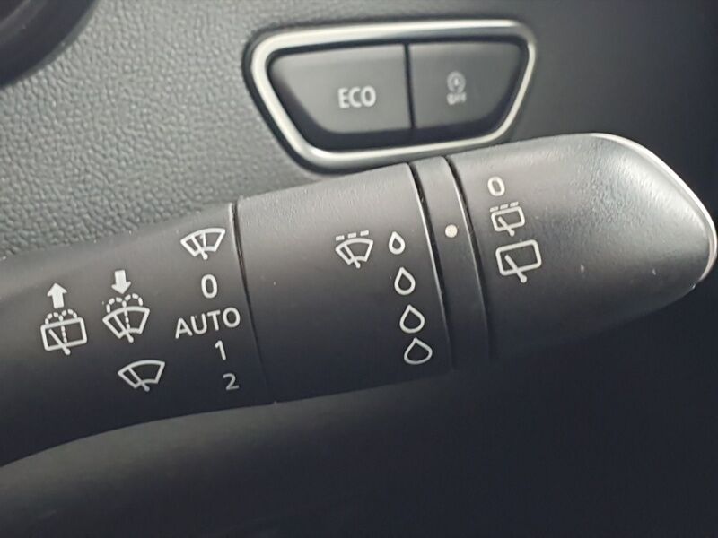 More views of Renault Kadjar