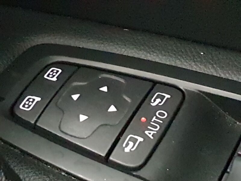 More views of Renault Kadjar