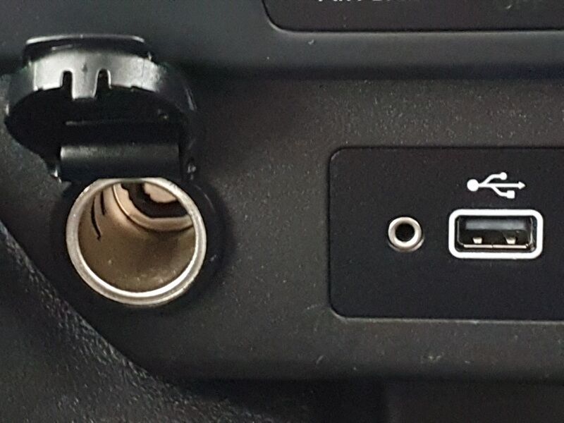 More views of Nissan Leaf