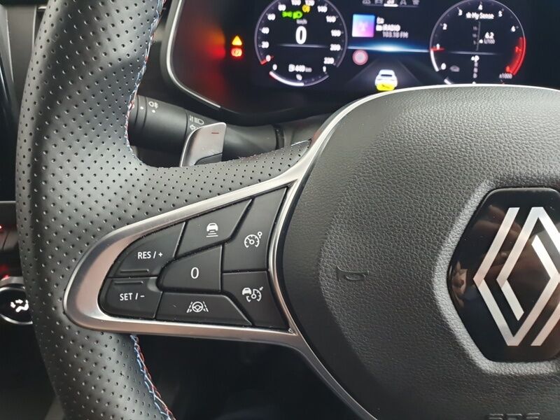 More views of Renault Arkana