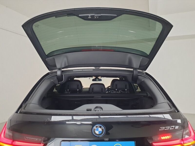 More views of BMW 3-Series