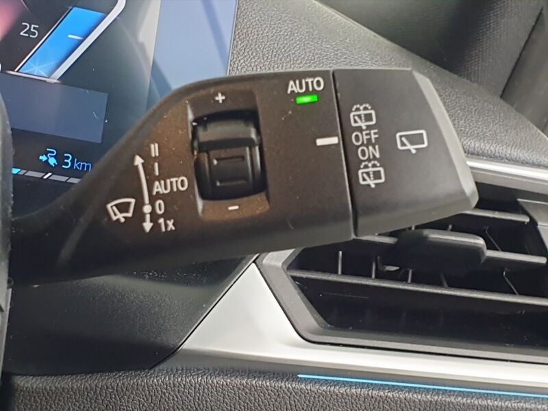 More views of BMW 3-Series