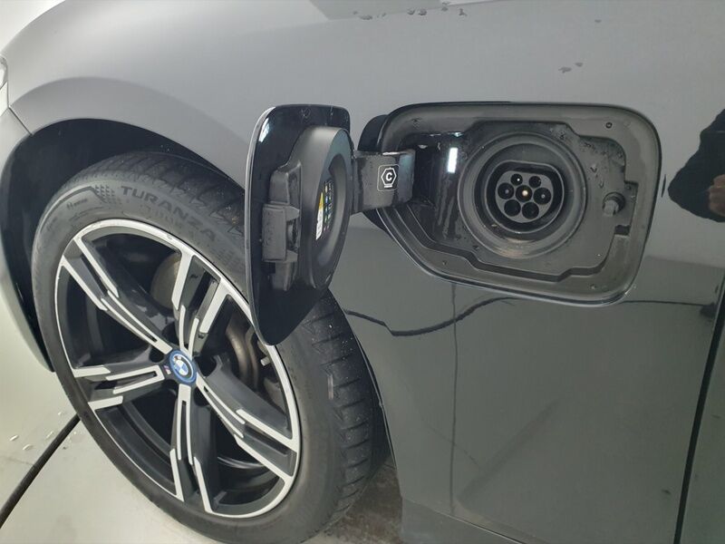 More views of BMW 3-Series