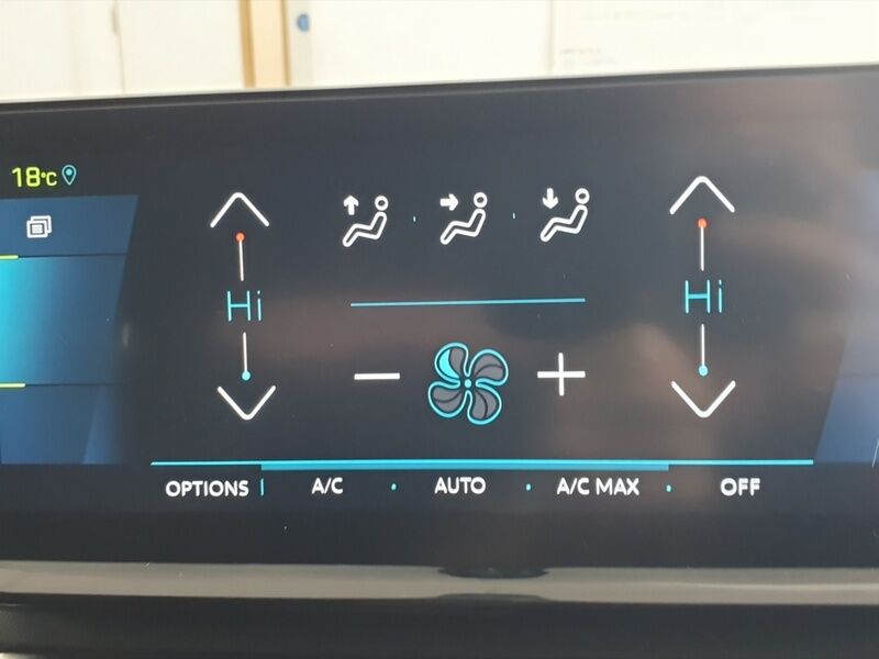 More views of Peugeot 3008