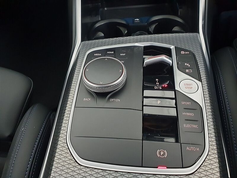 More views of BMW 3-Series