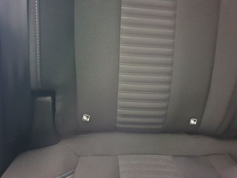 More views of Peugeot 3008