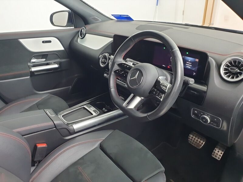 More views of Mercedes-Benz EQA