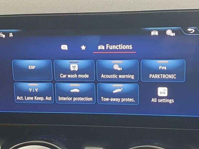 More views of Mercedes-Benz EQA