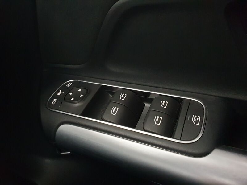 More views of Mercedes-Benz EQA