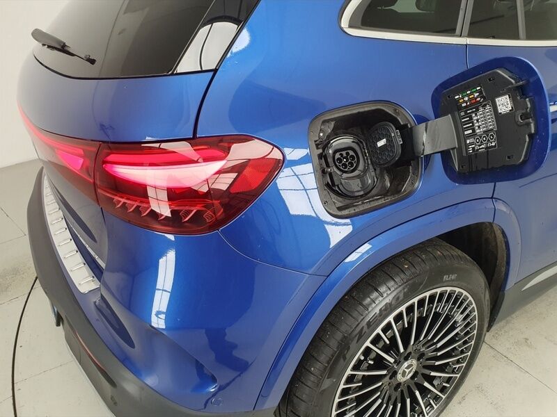 More views of Mercedes-Benz EQA