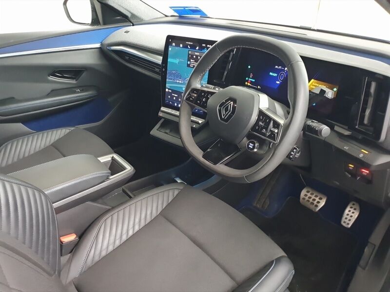 More views of Renault Scenic