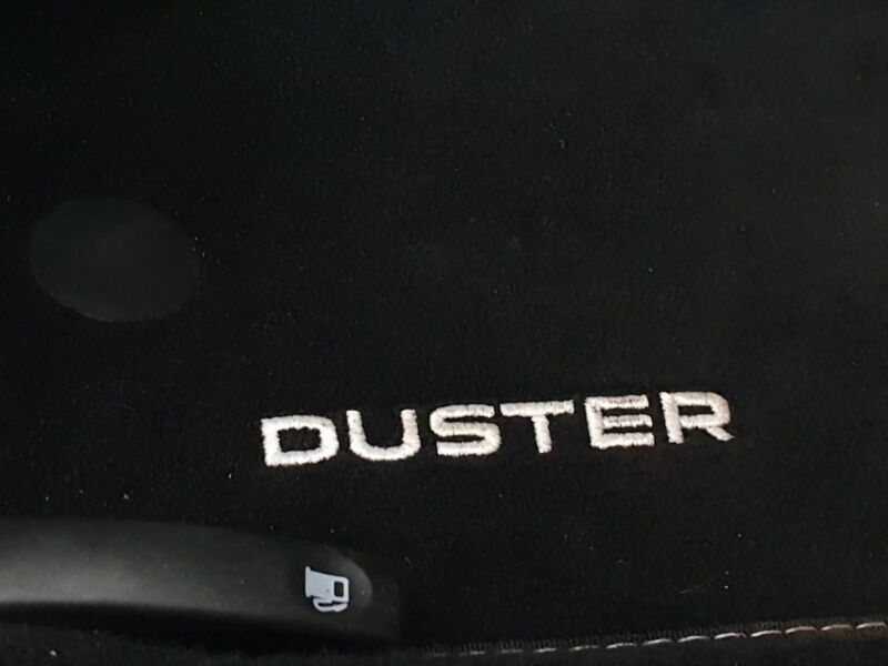 More views of Dacia Duster