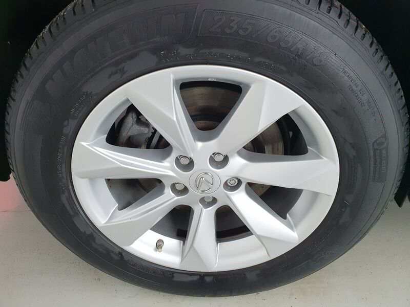 More views of Lexus RX450H